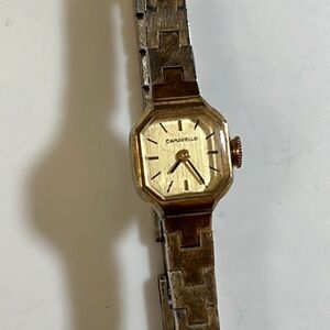 Vintage Caravelle Stainless Steel Gold Tone Women’s Wind Up Watch Time Piece